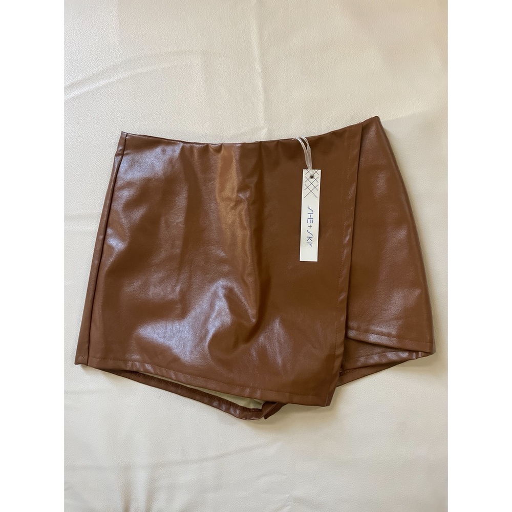 NWT Pleather Skort